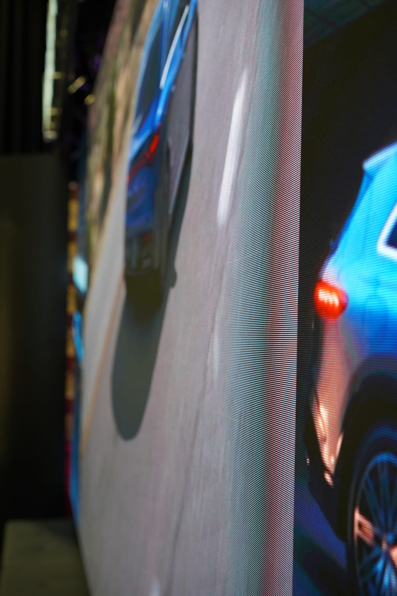 Écran LED et Enseigne pour Mercedes – Salon du Véhicule Électrique de Montréal 4