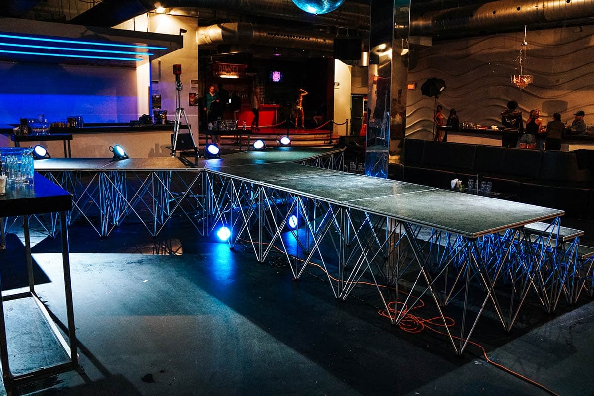 Runway and Digital Signage – Top Model Tour – Montreal 3