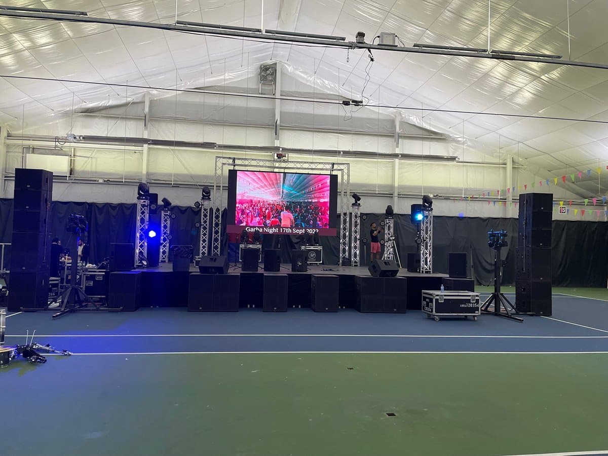 Hanging LED Display for Dance Night and DJ Performance 2