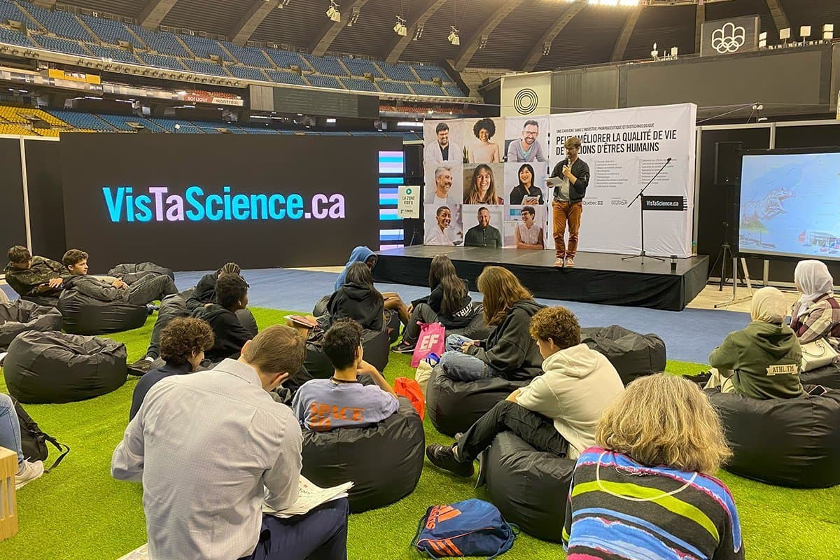VisTaScience.ca Booth – LED Screen and Audio 4