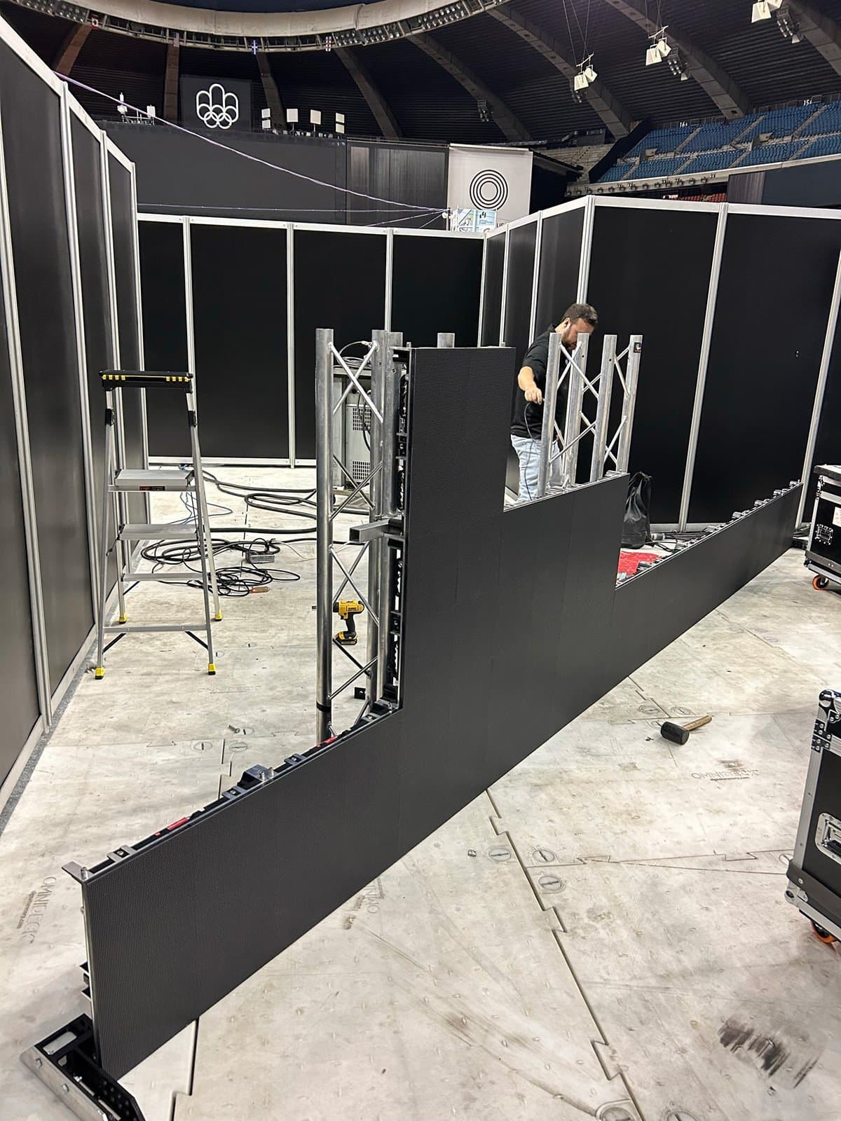 VisTaScience.ca Booth – LED Screen and Audio 5