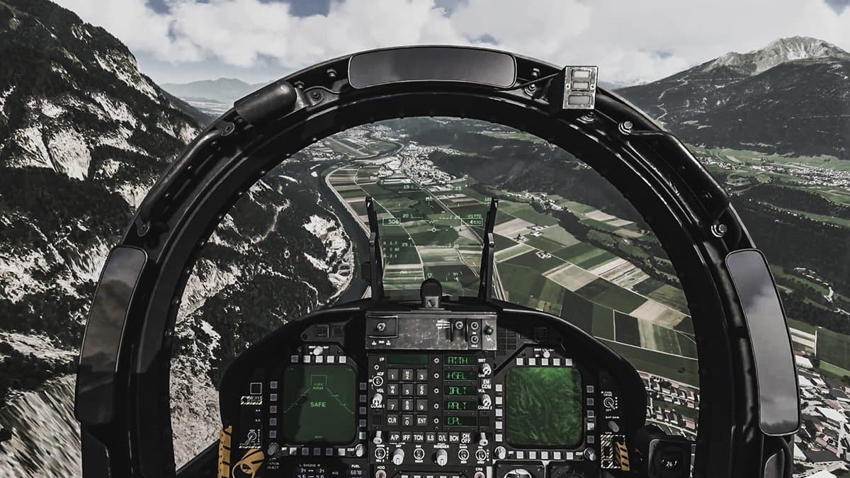VR Flight Simulators – Private Jet Hangar – Toronto 4