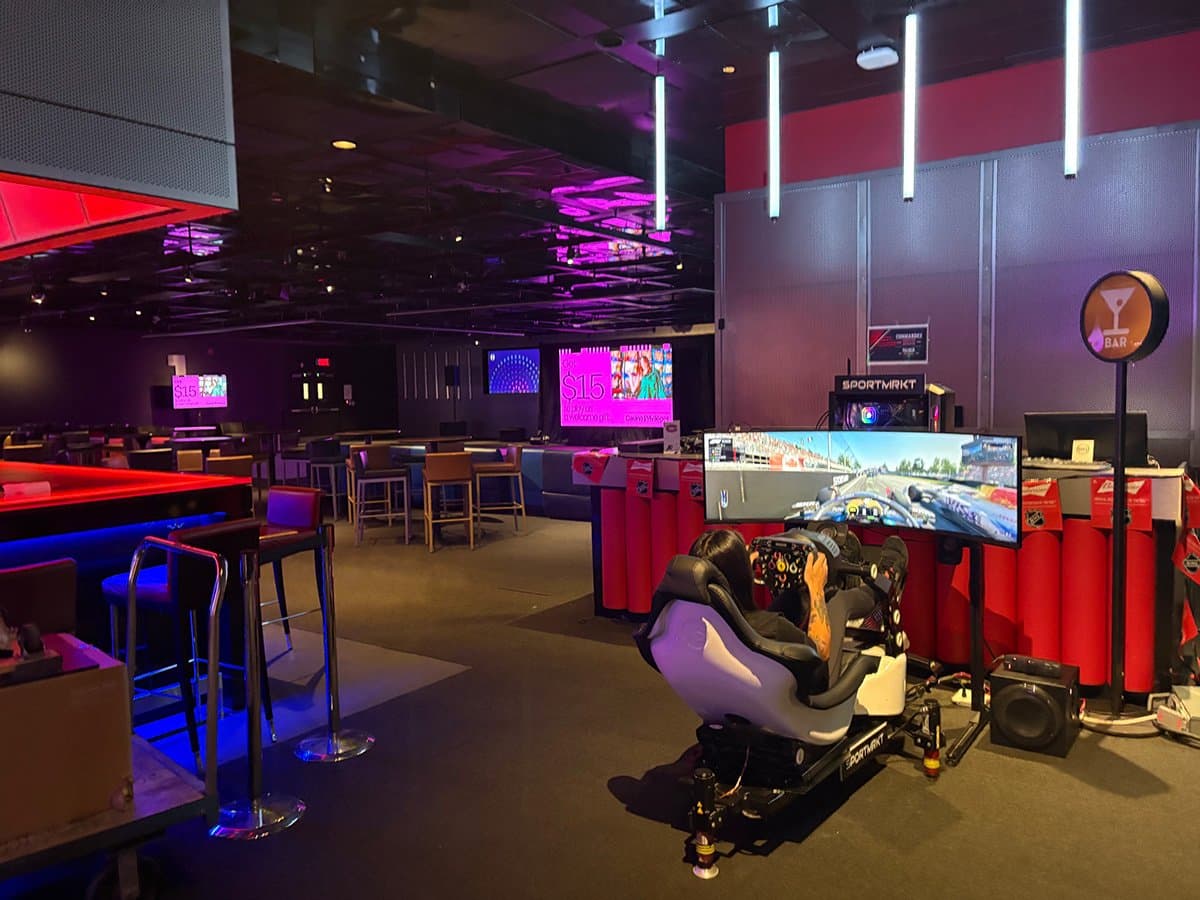 Expérience de Simulateur F1 Personnalisé – Événement VIP du Grand Prix de Montréal 2