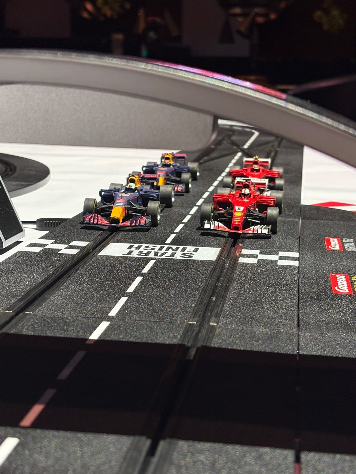 Expérience de Mini Circuit F1 Personnalisé – Événement Privé Bell du Grand Prix de Montréal 2