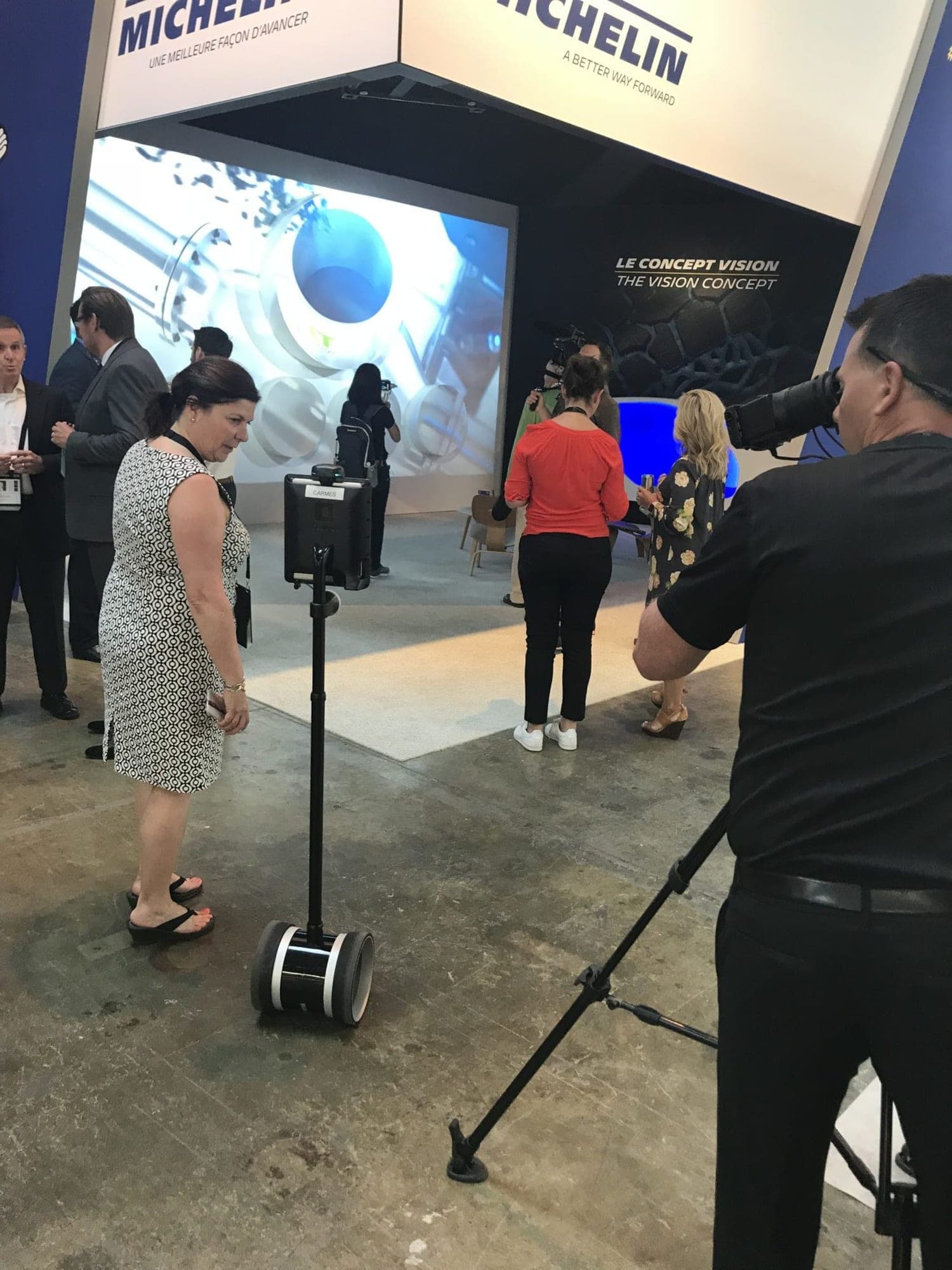 Movin’ On – Telepresence Robots 6