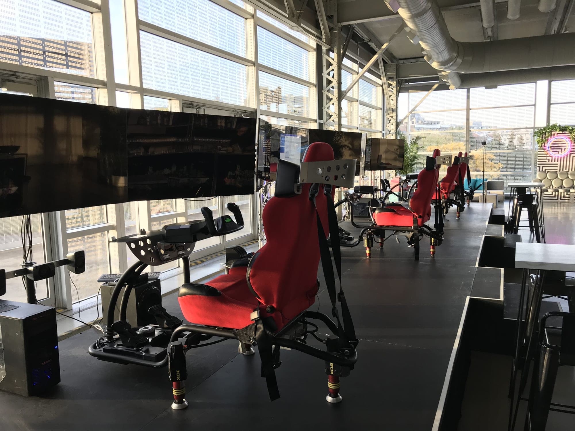 Simulateurs de Vol Multi-Écrans 2